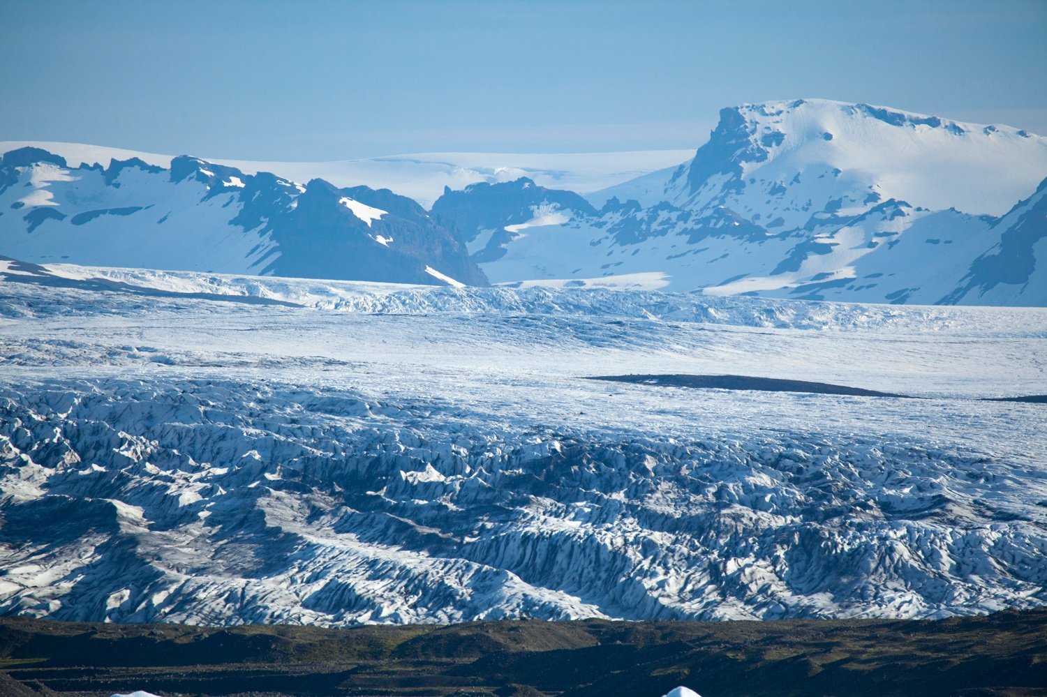 Fjallsjokull glacier, an offshoot of the Vatnajokull ice cap, Sudhurland, Iceland. Fjallsjokull glacier, an offshoot of the Vatnajokull ice cap, Sudhurland, Iceland.