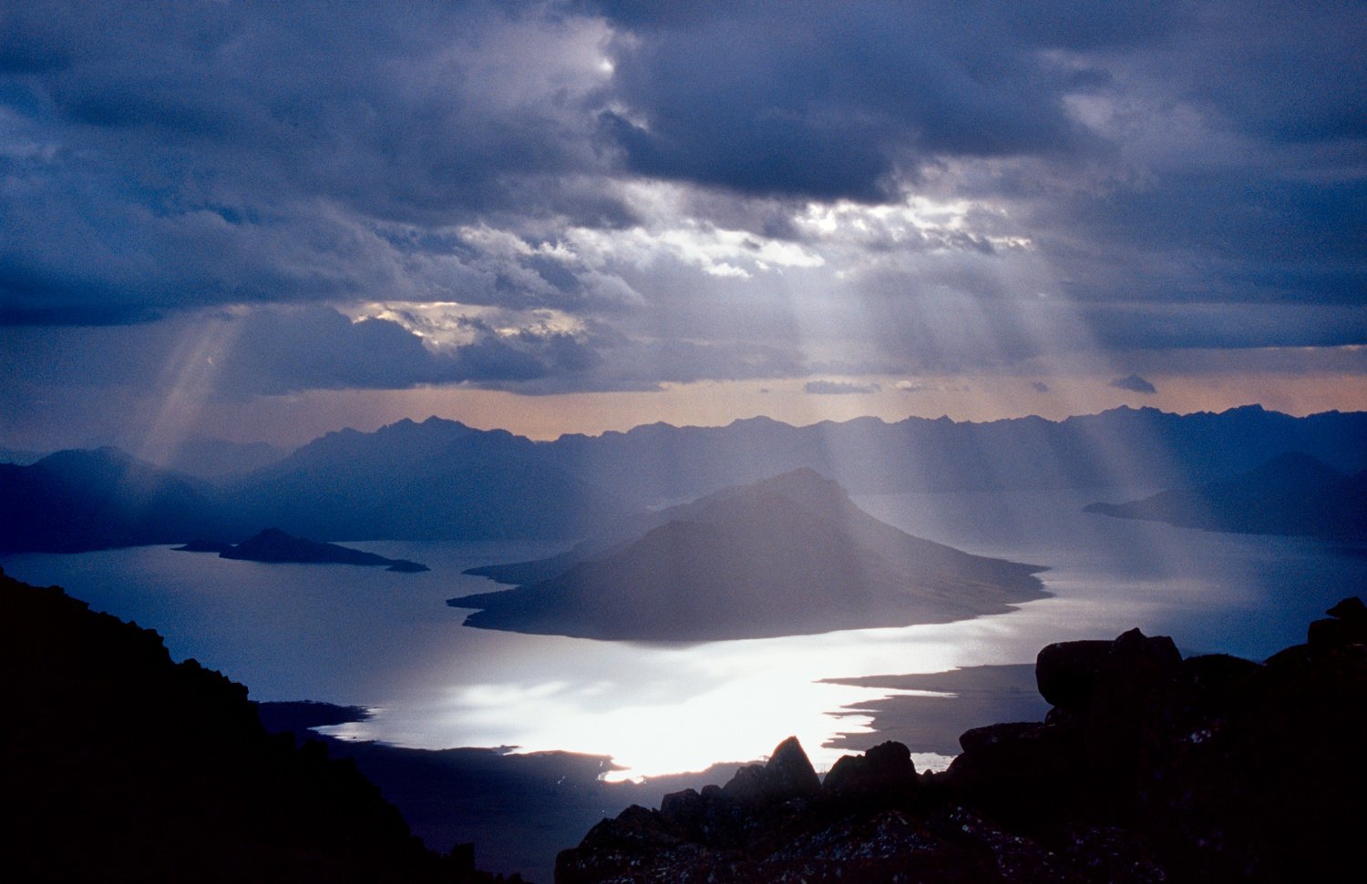 Lake Pedder, Tasmanian Wilderness World Heritage Area, Tasmania, Australia. Lake Pedder, Tasmanian Wilderness World Heritage Area, Tasmania, Australia.