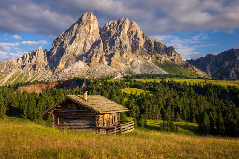Passo delle Erbe (Wurjoch) and the Peitlerkofel, Dolomites, Italy