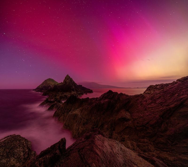 Aurora, Dunmore Head, Dingle Peninsula, County Kerry, Ireland.